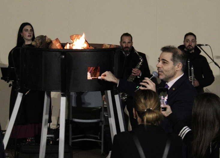 Άλιμος: Τσικνοπέμπτη με αναβίωση του «Φανού της Κοζάνης»