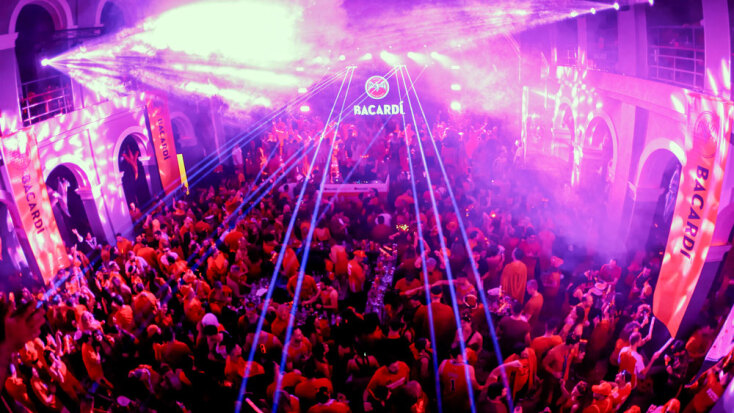 BACARDI | Πατρινό Καρναβάλι