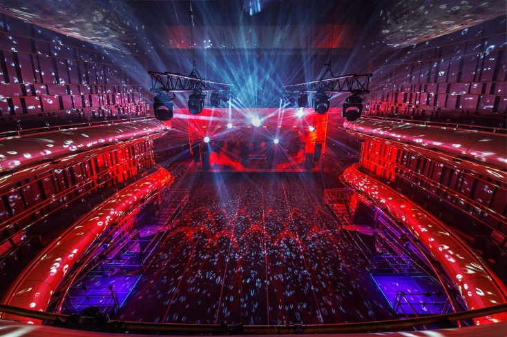 Η Στέγη Ιδρύματος Ωνάση μεταμορφώνεται για το STEGI.RADIO Takeover 2026, με 40 καλλιτέχνες και τέσσερα stages - Δείτε τις πρώτες εικόνες.