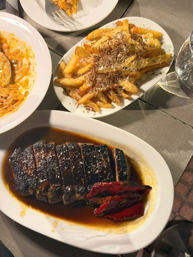 Teknó, Κολωνάκι