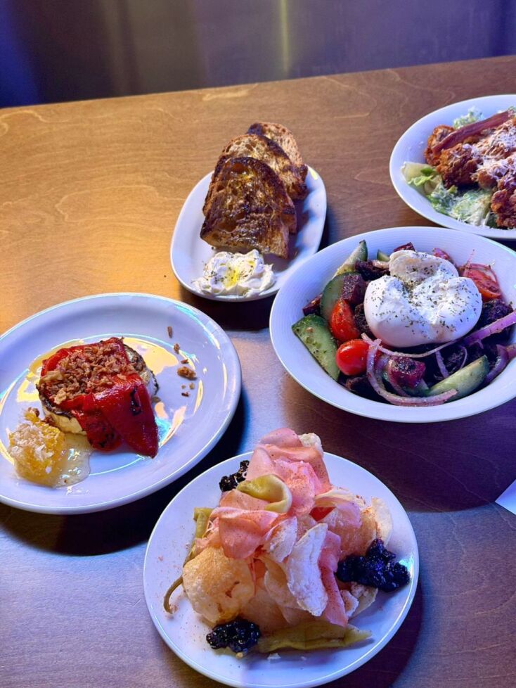 Teknó, Κολωνάκι