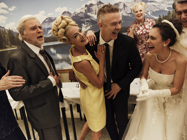 Δείτε τις πρώτες φωτογραφίες από το «Τζένη Τζένη» σε σκηνοθεσία Νίκου Καραθάνου - Πρεμιέρα 23 Απριλίου στο Δημοτικό Θέατρο Πειραιά με έναν λαμπερό θίασο.