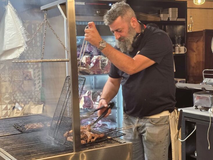 Ο Άγριος είναι η καινούργια χασαποταβέρνα της πόλης