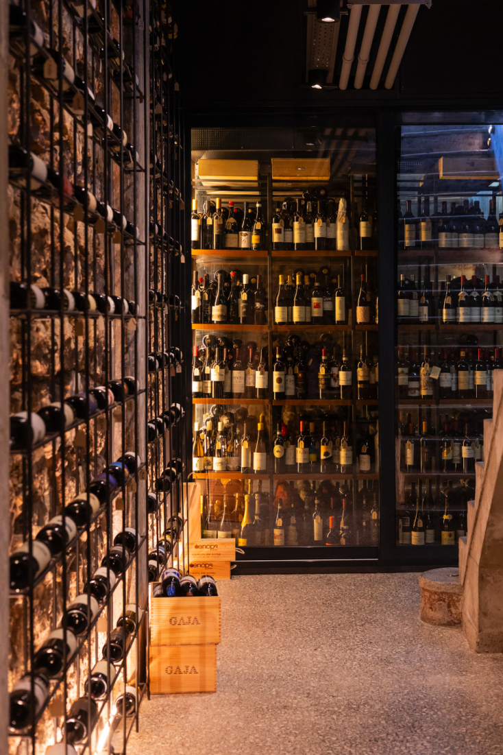 Τα κρασιά στο κελάρι 