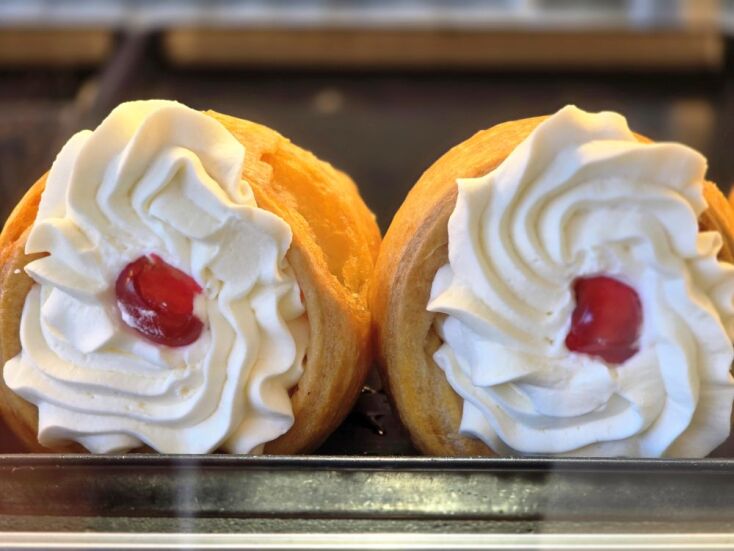 Ζαχαροπλαστείο Πανόραμα, Κυψέλη