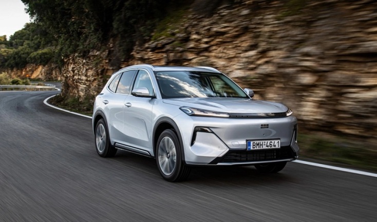 To Starray EM-I είναι το πρώτο Plug-In Hybrid της Geely στην Ελλάδα που καίει ελάχιστα