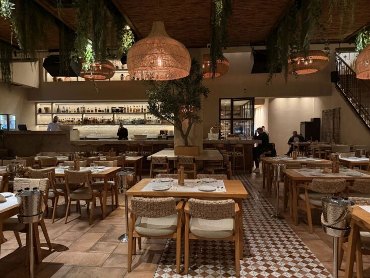 Ethos, Γλυφάδα