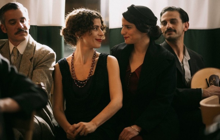 «Astoria» στο Παλλάς: Μια ιστορία έρωτα, επιβίωσης και σκληρής ξενιτιάς