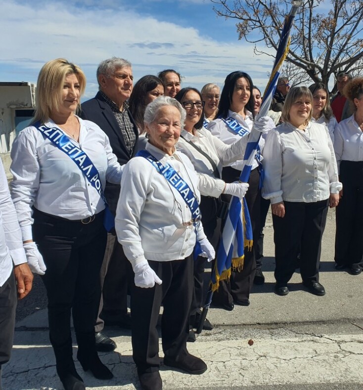 Ρόδος: Η 82χρονη κ. Σοφία, μαθήτρια του ΕΠΑΛ έκλεψε τις εντυπώσεις στην παρέλαση της 25ης Μαρτίου