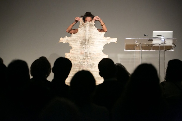 Φοίβη Γιαννίση: Η ποίηση ξεκινά από την κούνια με το άκουσμα των τραγουδιών