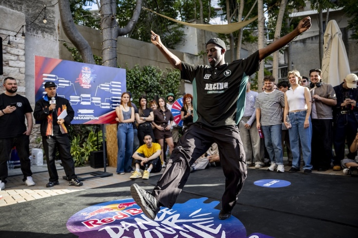 ag_red_bull_dance_your_style_qualifiers_athens_095