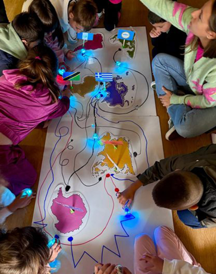 Δράσεις στο πλαίσιο προγράμματος STEAM: «Ανακαλύπτοντας τις 5 Ηπείρους με χρήση Οzobots»