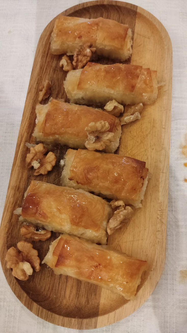 Γαλακτομπούρεκο με χοντρό καρύδι