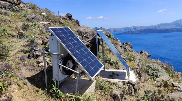 «Καλωδιώνονται» Σαντορίνη, Θηρασιά και τα νησάκια των Καμμένων για την έγκαιρη ανίχνευση σεισμικής δραστηριότητας