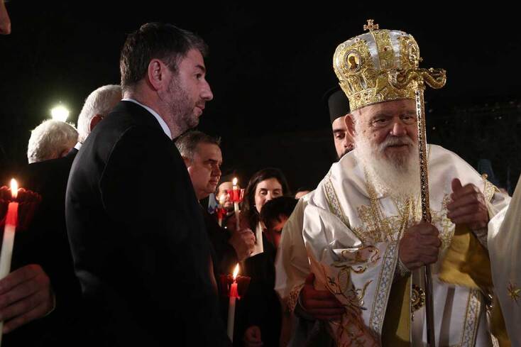 Στη Μητρόπολη Αθηνών για την Ανάσταση ο Νίκος Ανδρουλάκης