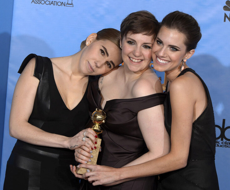 Ζόσια Μάμετ, Λένα Ντάναμ, Άλισον Γουίλιαμς. Οι πρωταγωνίστριες του «Girls» στις Χρυσές Σφαίρες, το 2013 © EPA/PAUL BUCK