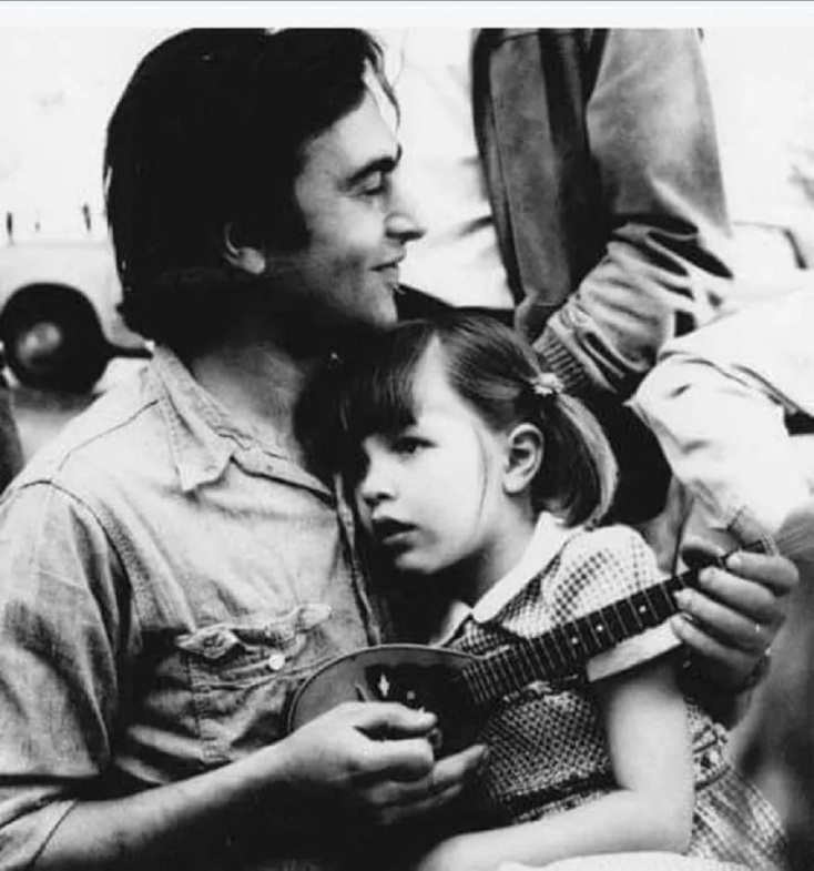 Νίκος Παπάζογλου: 15 χρόνια από τον θάνατό του