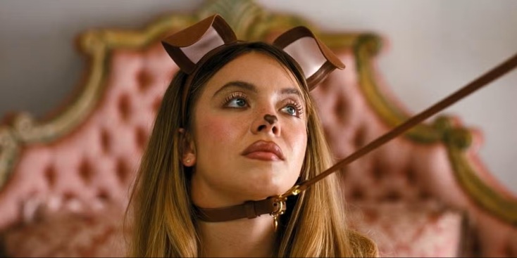 Η αμερικανική σημαία, η Σίντνεϊ Σουίνι και πώς μια γυμνή σκηνή έφτασε να προκαλεί αισθήματα αποστροφής