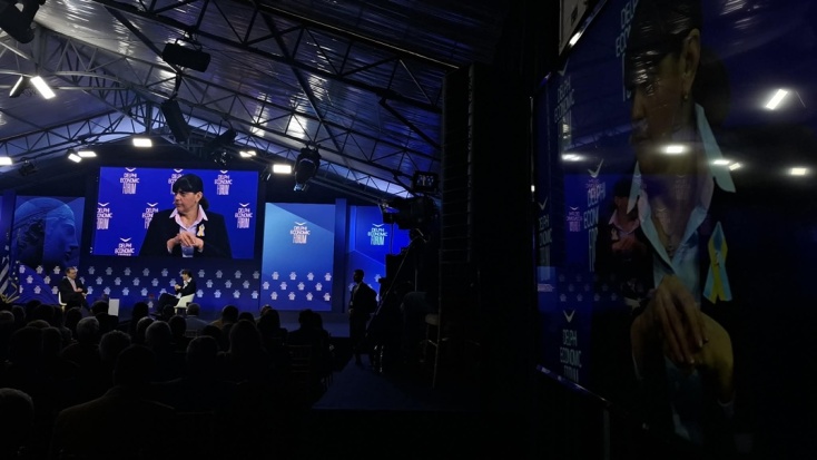 Λάουρα Κοβέσι