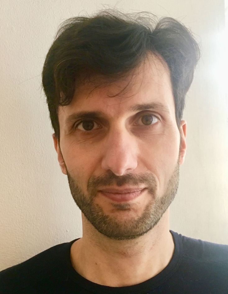 Ποιος είναι ο Αλέξανδρος Παπαθανασίου