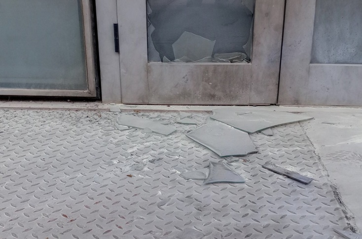 Εμπρηστική επίθεση σε παράρτημα του ΟΠΕΚΕΠΕ στην Ομόνοια