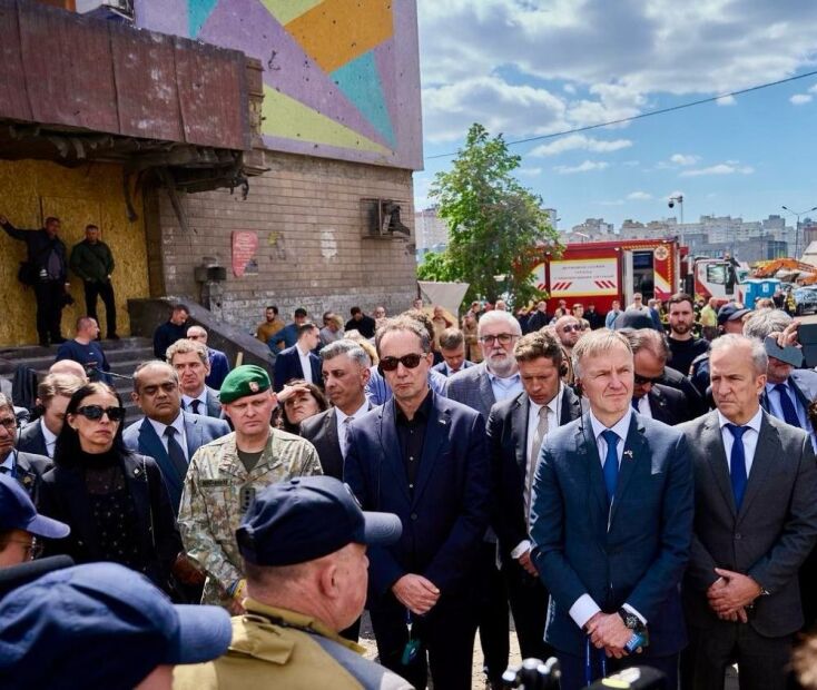 Ο Έλληνας πρέσβης από τα ερείπια του Κιέβου: «Θα μπορούσαμε να ήμασταν εμείς»