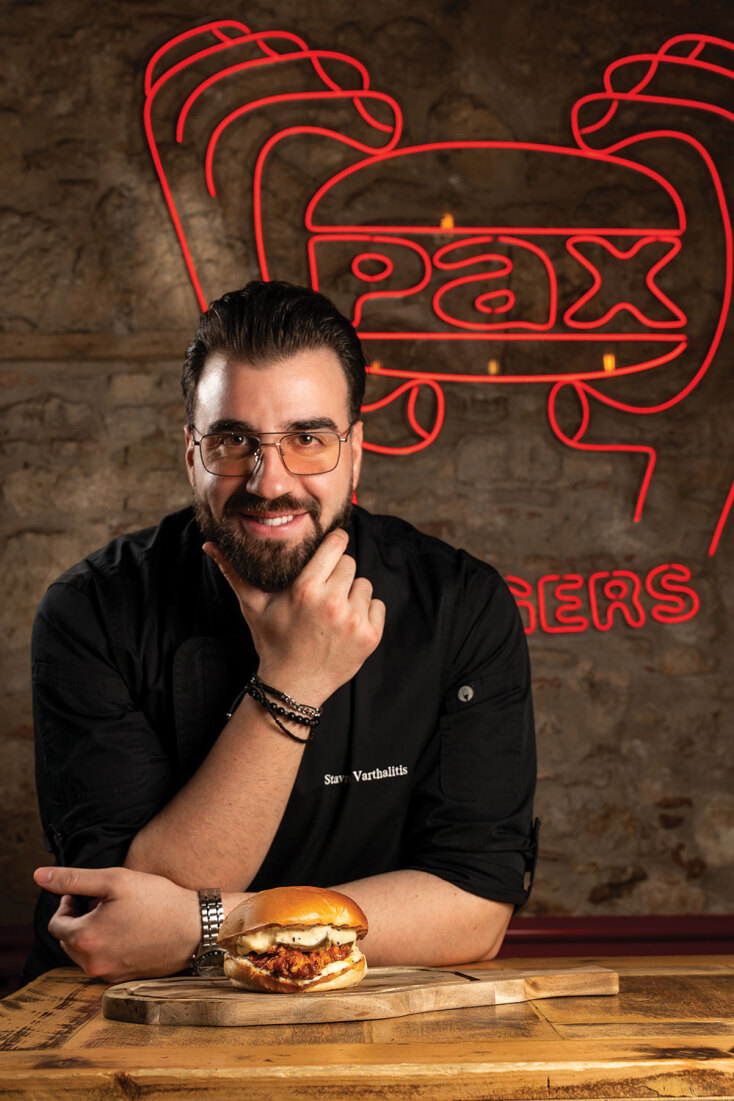 Σταύρος Βαρθαλίτης - Pax Burgers