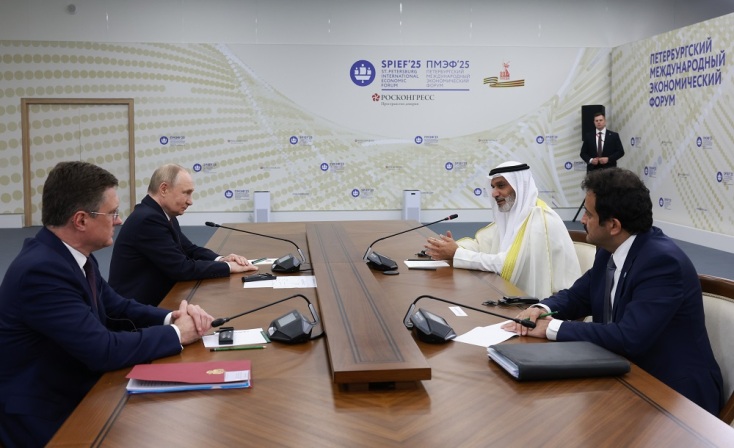 SPIEF: Το «ρωσικό Νταβός» ως πλυντήριο νομιμοποίησης του Πούτιν 