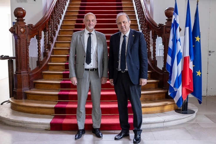 delegation_grec-8843