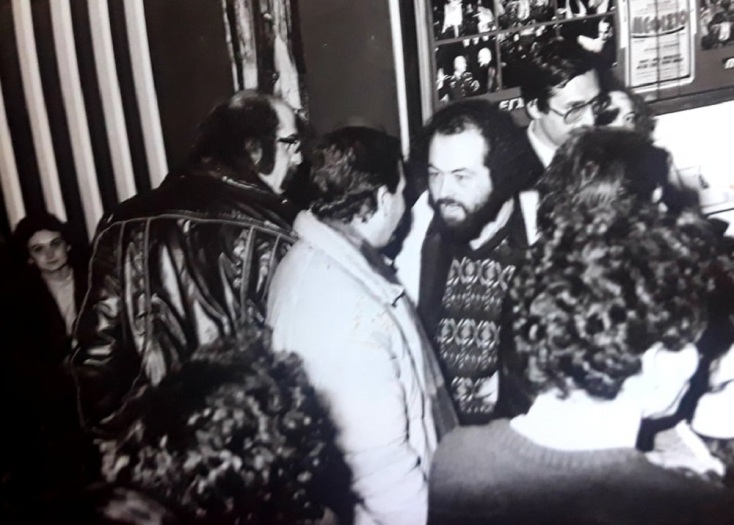 Νίκος Ζερβός: Το καλτ, κατά τη γνώμη μου, δεν προβλέπεται