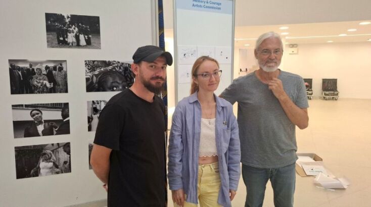 «Μας καταστρέφουν, ξαναχτίζουμε»: Πέντε ζωές, τέσσερις δημιουργοί και 75 χρόνια προσφυγικής μνήμης 
