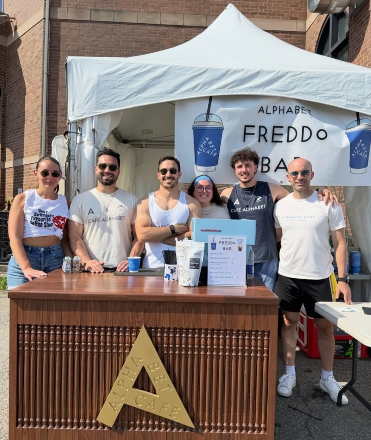 Οι δύο Έλληνες του Μόντρεαλ που έκαναν viral το Freddo Matcha