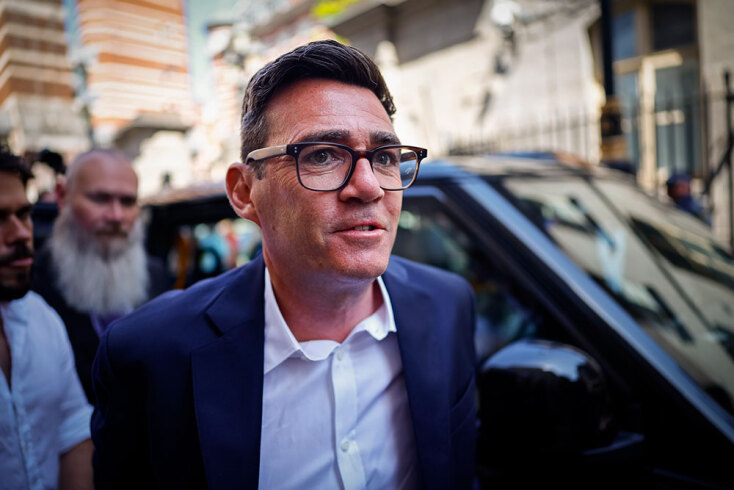 Άντι Μπέρναμ © EPA/Tolga Akmen