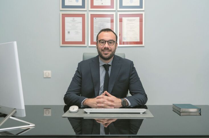 Ο Δρ. Ιωάννης Μίντζηρας