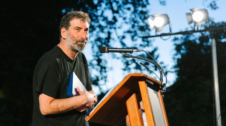 O Γιάννης Οικονομίδης
