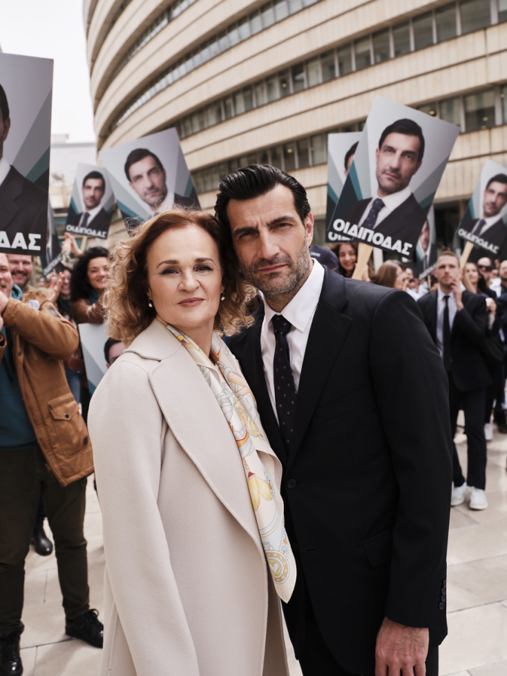 O Οιδίποδας του Robert Icke, μετά το περσινό sold-out, επιστρέφει στην Κεντρική Σκηνή από τις 12 Νοεμβρίου 2026 έως τις 13 Δεκεμβρίου 2026