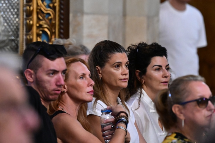 Εβελίνα Παπούλια και Άννα - Μαρία Παπαχαραλάμπους