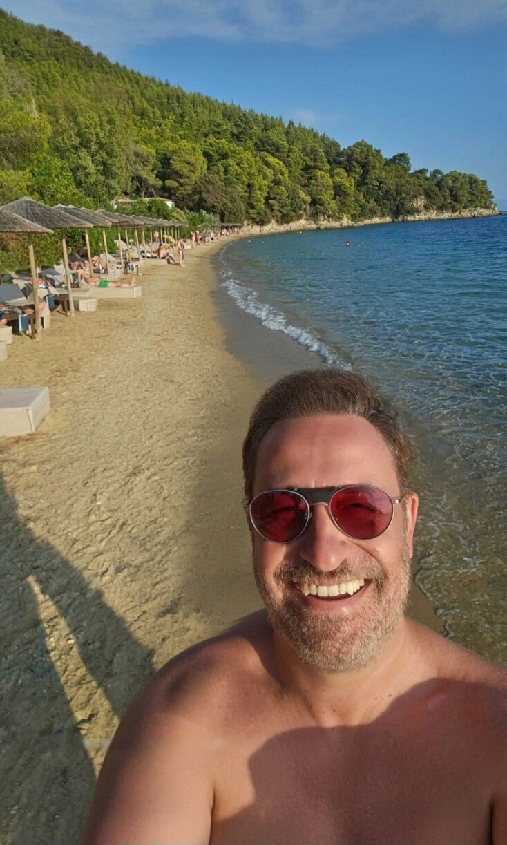 Ο Θέμης Γεωργαντάς γράφει για τη Σκιάθο