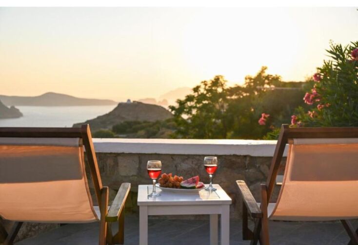 Milos Accommodations