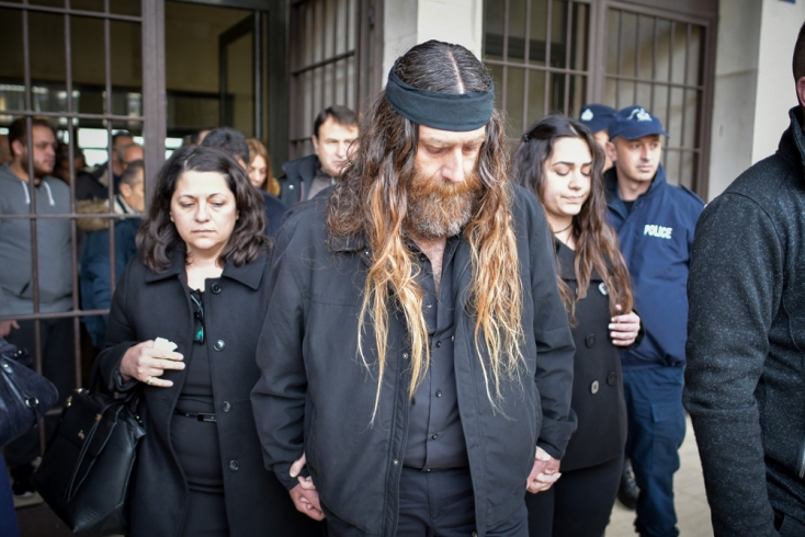 08/02/2019 | Οι γονείς του Βαγγέλη Γιακουμάκη στα δικαστήρια Ιωαννίνων, κατά τη διάρκεια της δίκης για την υπόθεση του θανάτου του