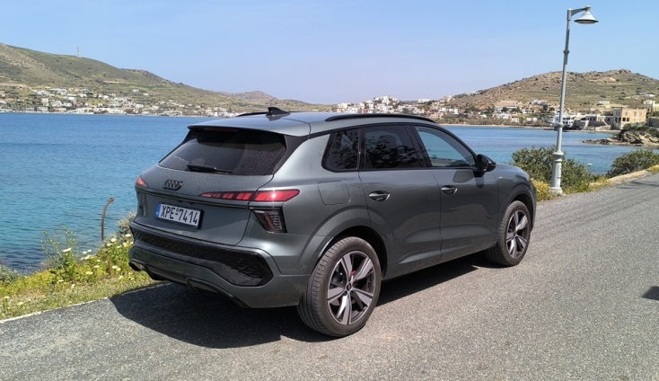 To Audi SUV Q3 δίνει απλόχερα premium εμπειρία σε όλα