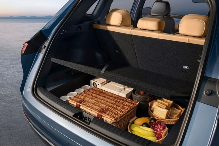 Το Geely Starray EM-i είναι ένα Plug-in Hybrid D-SUV με εξαιρετική πολυτέλεια, υψηλή τεχνολογία, και μεγάλες ανέσεις 