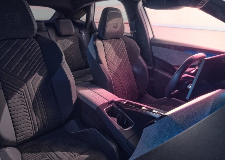 Αυτό είναι το Peugeot E-3008 Dual Motor AWD 325 hp με καινοτομίες που φέρνουν επανάσταση στην ηλεκτρική κινητικότητα