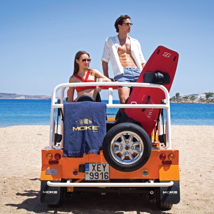 Το θρυλικό Moke, ένα εντυπωσιακό lifestyle icon επιστρέφει και στην Ελλάδα ως αμιγώς ηλεκτροκίνητο