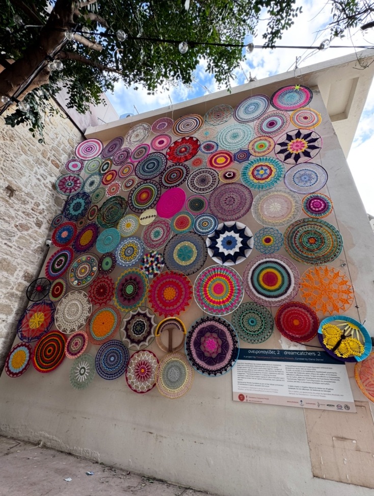 Peace2Peace: Η γλώσσα μας είναι το βελονάκι και το όνειρό μας η ειρήνη