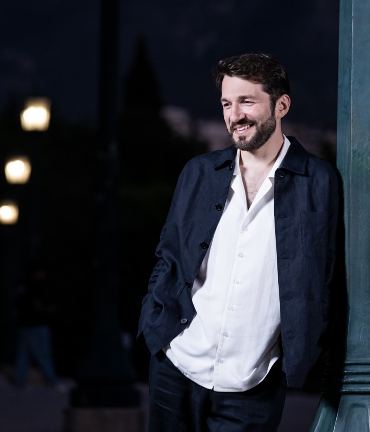 Κάτω απ’ το τυχερό αστέρι του Θοδωρή Βουτσικάκη 