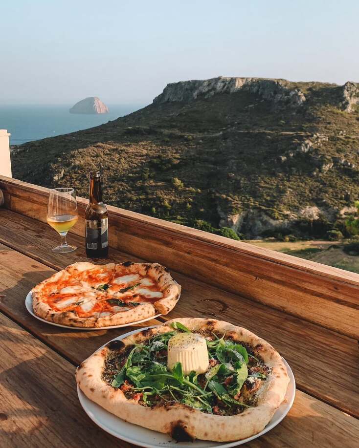 Tony's pizza