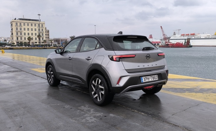 Οδηγούμε το compact SUV Opel Mokka 1.2 που δεν μπορεί να προσπεράσεις