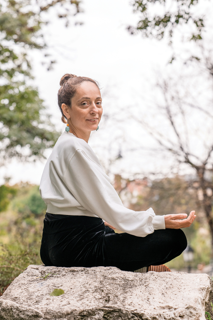 Yoga Family Violet Alignment