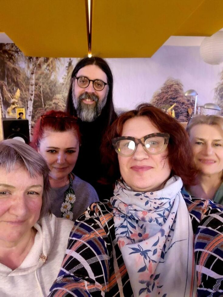 «Τα χέρια μου θα φυτρώσουν βιολέτες την άνοιξη»: Ένα τραγούδι για τον ποιητή που σκοτώθηκε στην Ουκρανία